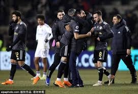 别把跑车当坦克！莱奥转型中锋，是补了短板却废了武功？